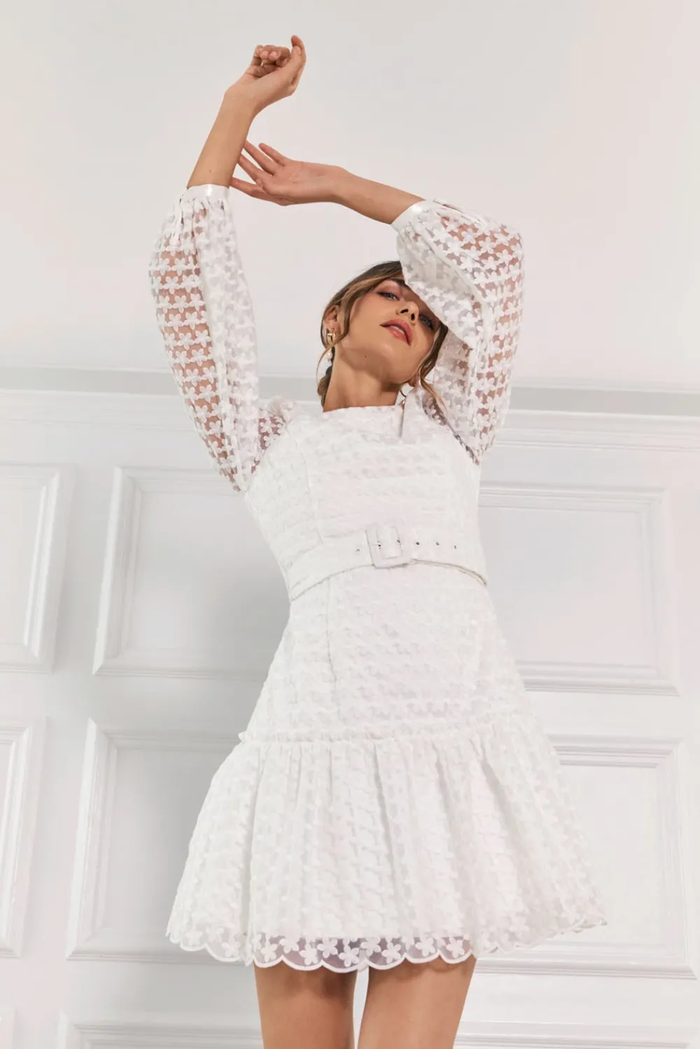 Malina Bridal Sale^Francine miniklänning med skärp
